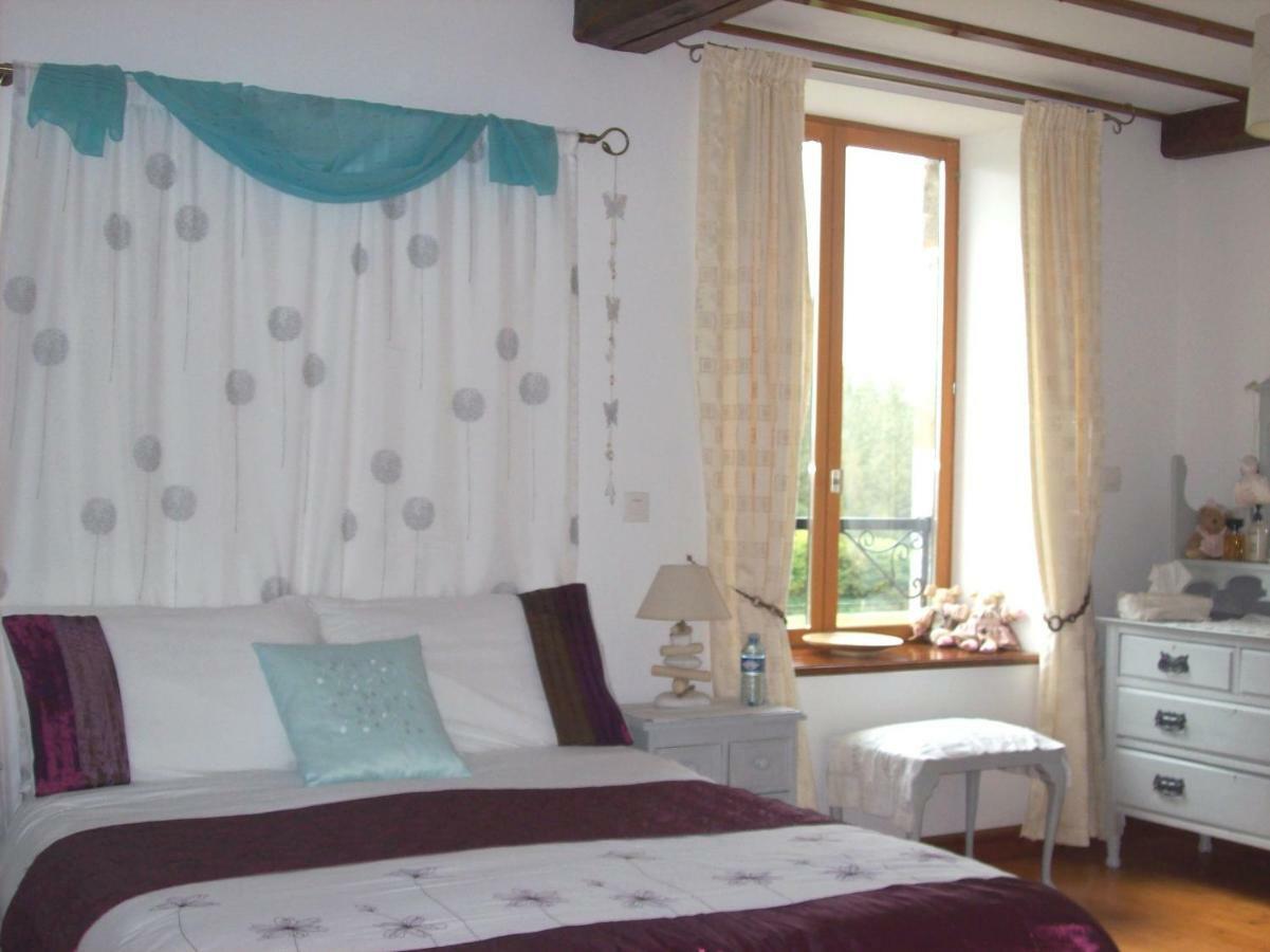 Le Rocher B&B Yvrandes Ngoại thất bức ảnh